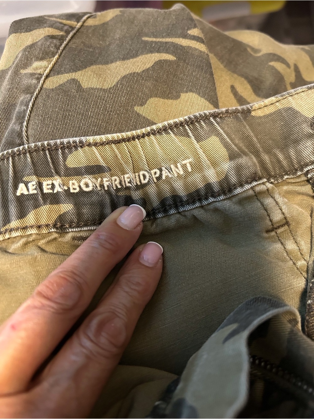 American Eagle Outfitters Ex Boyfriend Pant Camo Cargo Pants Olive Women’s Med - Picture 7 of 8